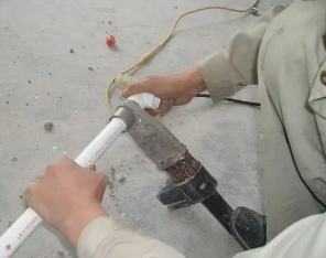 自贡漏水维修电话